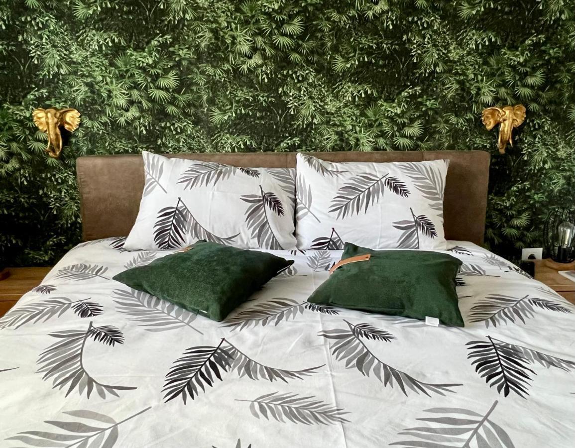 Jungle Lux Apartment Cacak Exterior photo